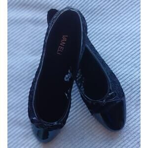 Vaneli Women’s Caddie Black Lace Ballet Flats Size 9.5 Elegant Comfort